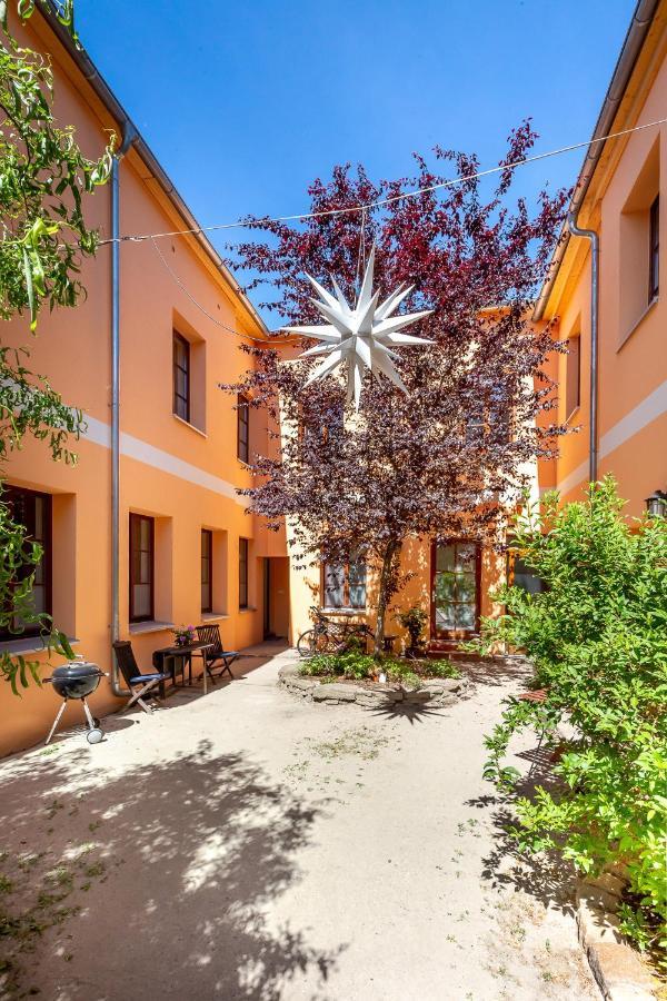 Idyllisches Haus Mitten In Berlin Exteriör bild